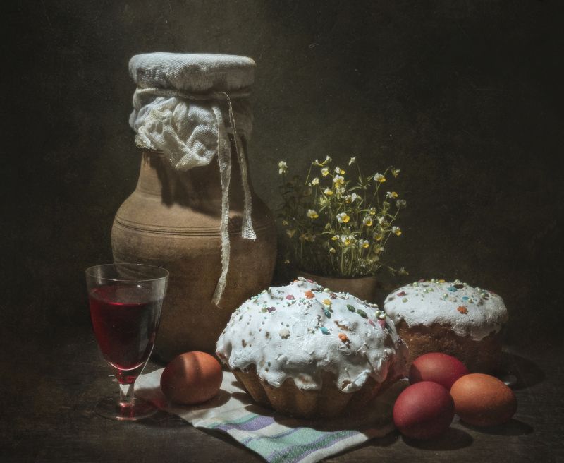 пасха,яйца,вино,кулич,цветы,крынка,праздник Пасхальныйphoto preview