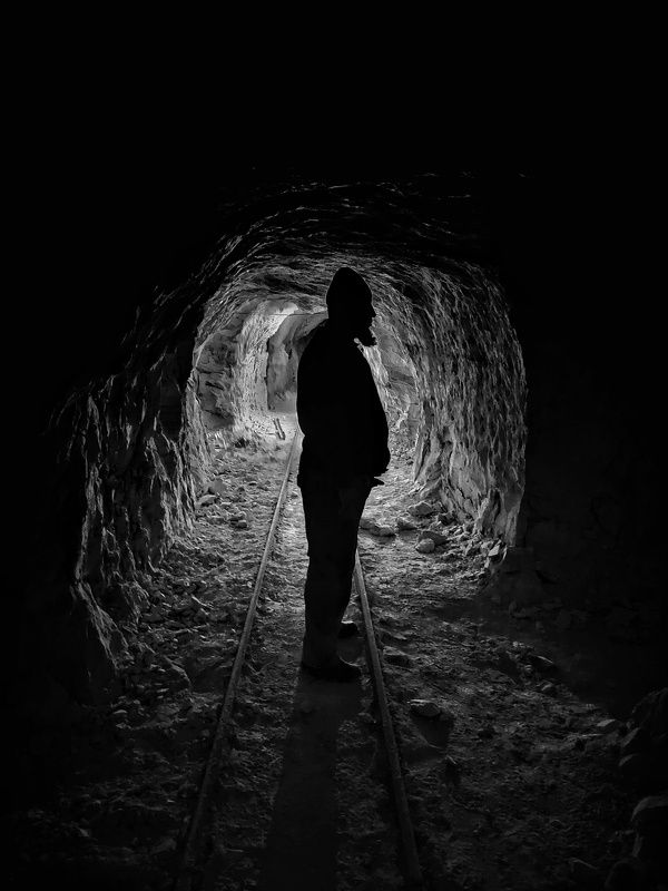 black and white, man, silhouette, cave, work Silhouette man in the cavephoto preview