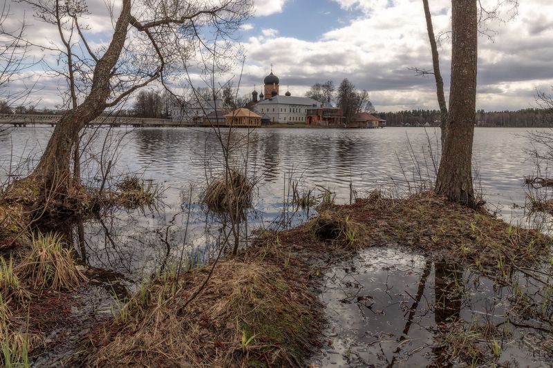Владимирская область Свято-Введенский островной монастырьphoto preview