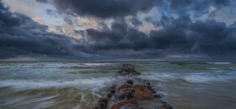 балтийское море, шторм, волнорез, волны *photo preview