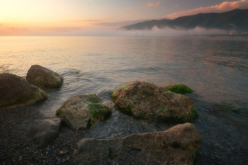море, закат, камни, туман Теплым вечеромphoto preview