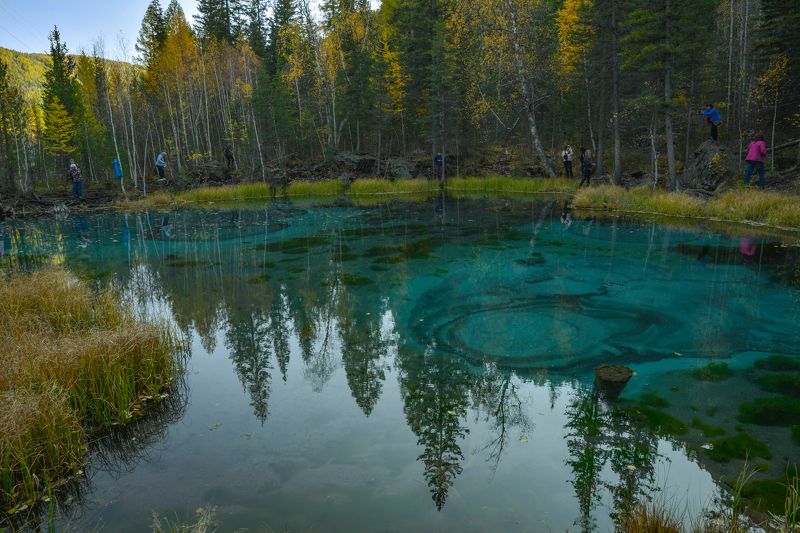 Отражение в Гейзеровом озере.Алтай