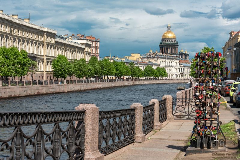 Исаакиевский собор с воды