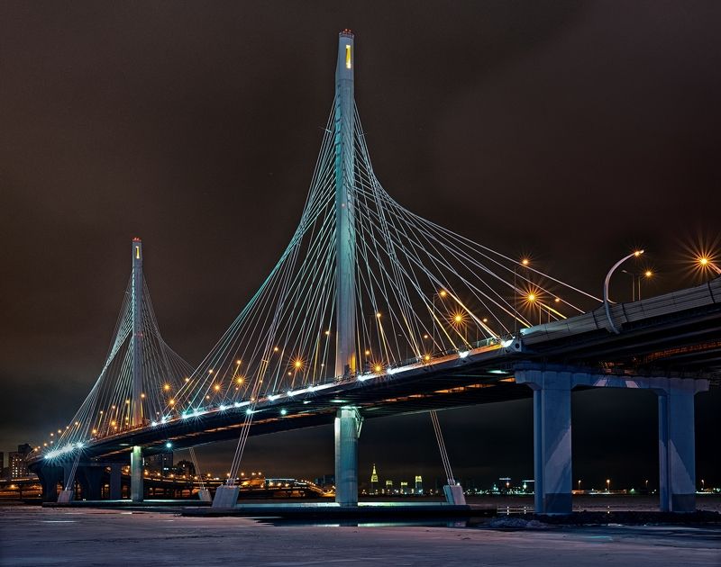 Вантовый мост ЗСД зимней ночьюphoto preview