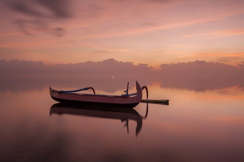 рассвет, бали, индонезия, лодка Тихий рассветphoto preview
