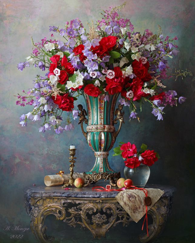 цветы, розы, колокольчики, ваза , букет Натюрморт с цветамиphoto preview