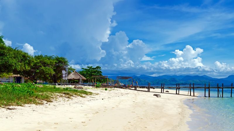 Красоты острова Kanawa, Индонезия.