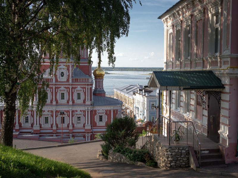 Уютная улочка в Нижнем Новгороде