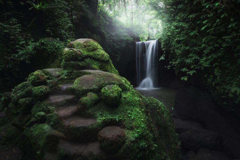 Suwat Bali