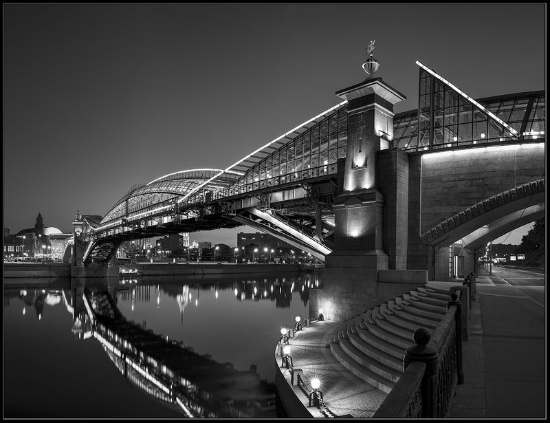 Мост Богдана Хмельницкого в Москве