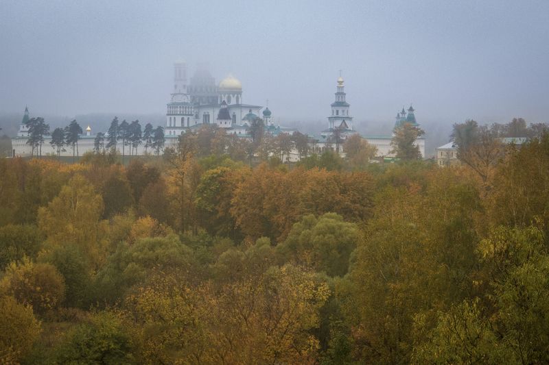 Новоиерусалимский монастырь осень