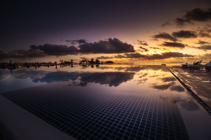 cool pool Maldives