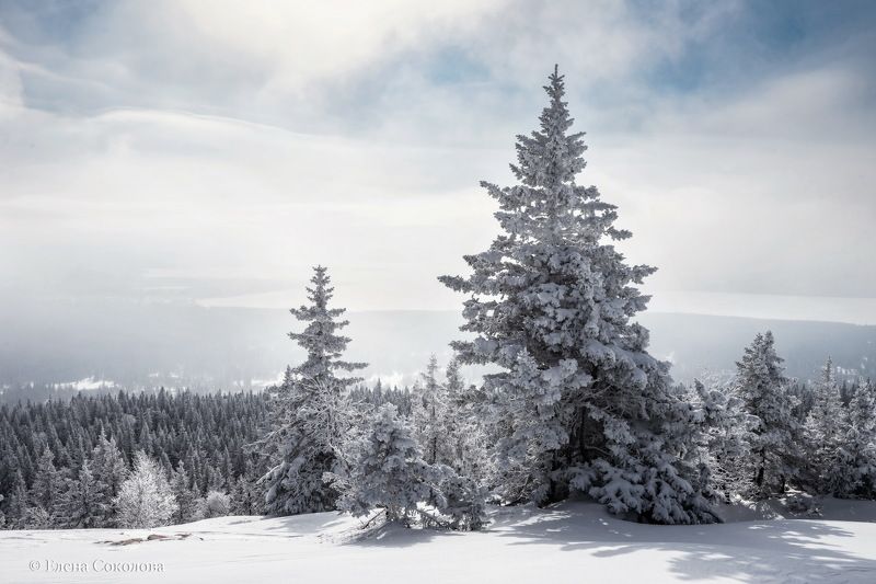 зимний пейзаж, зюраткуль, горы Хребет Зюраткульphoto preview