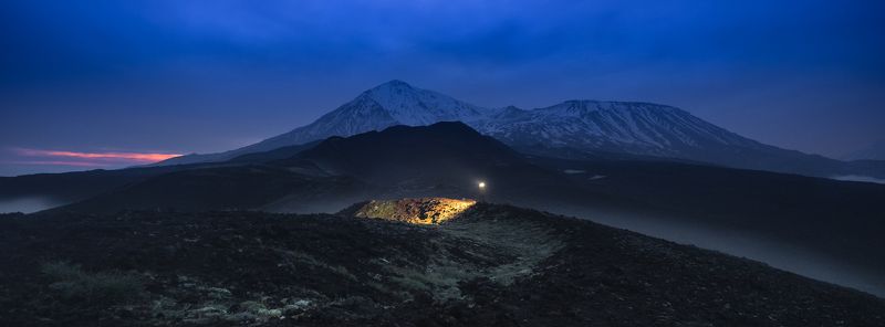 Камчатка,Россия,Толбачик, вулкан, пейзаж Ночь возле Толбачикаphoto preview