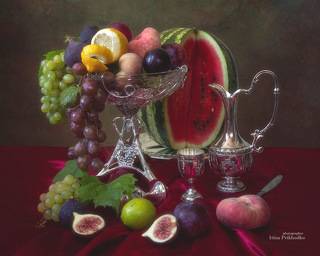 Натюрморт с фруктами и арбузом