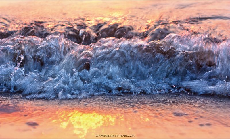 волна, движение, свет, вода, минимализм, абстракция, макро The Wavephoto preview