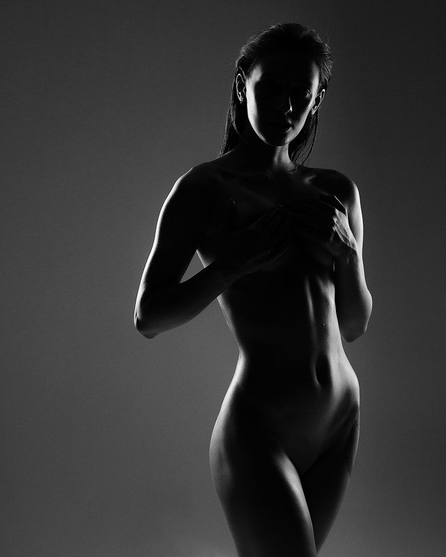 Nude Linephoto preview