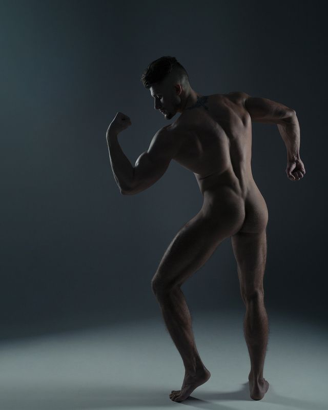 Nude man Andryphoto preview