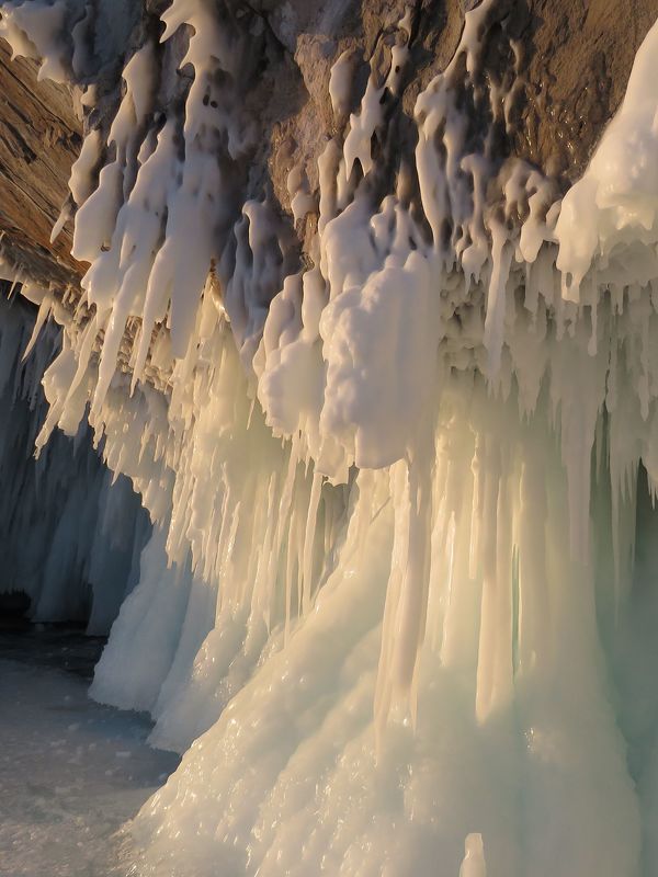Ледяная вуаль Байкала