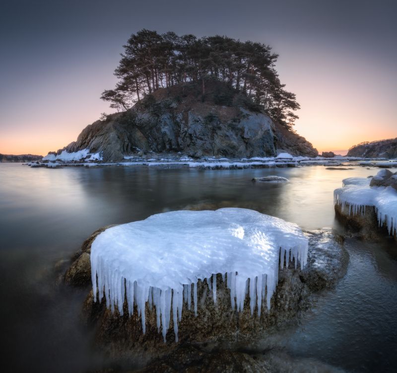 Зимние берега Японского моря.