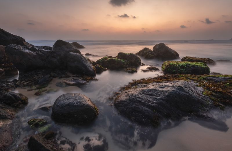 Закат в Унаватуне. Индийский океан. Шри-Ланка.
