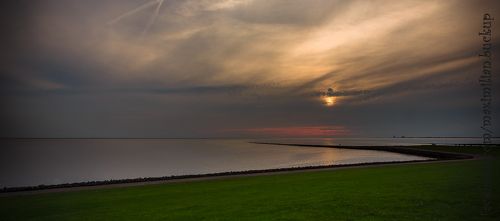 Sonnenuntergang in Meldorfer Bucht