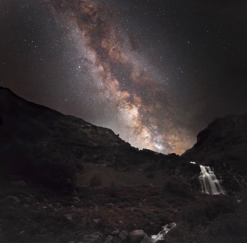 Ночь над Имертинским водопадом