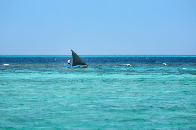 Традиционная лодка жителей Мальдивских островов