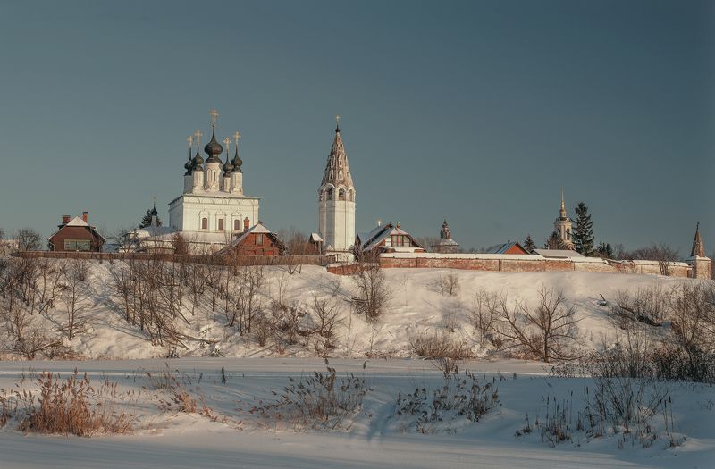 Яркий день февраля....