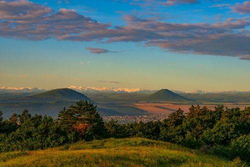 Утро с видом на Кавказский хребет