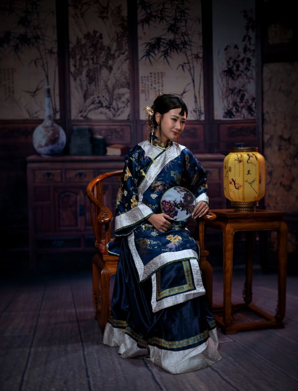 Lady of the Qing Dynasty