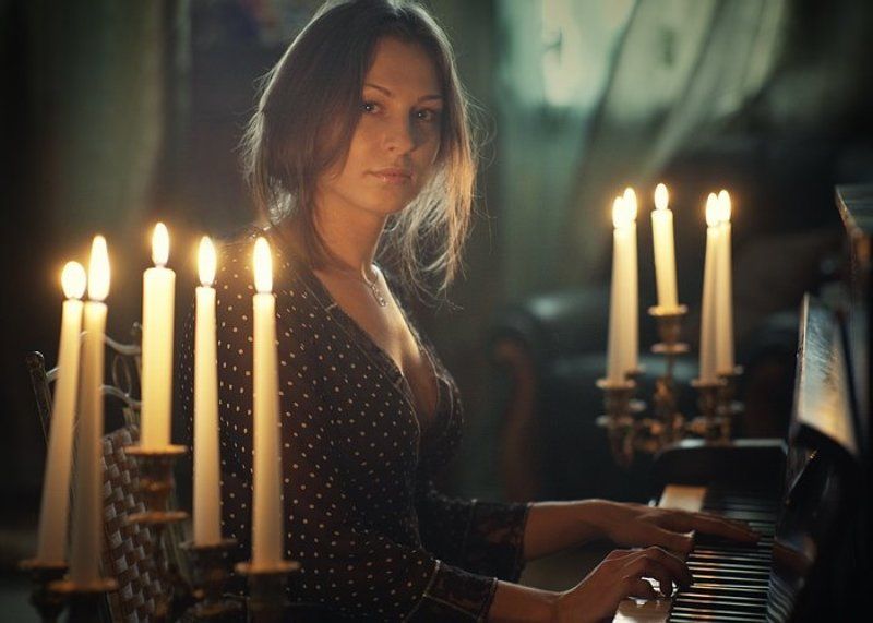 девушка, музыка, свечи, лирика, портрет Пианино [2]photo preview