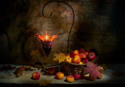 Осенний вечер с райскими яблочками