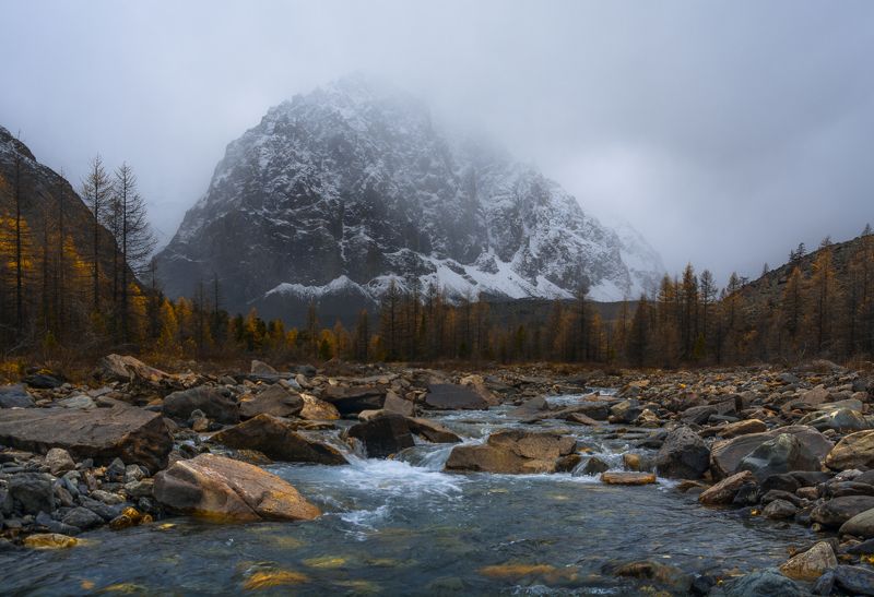 Караташ. Караташ. Гора караташ алтай. Гора караташ хакасия. Гора караташ алтай.