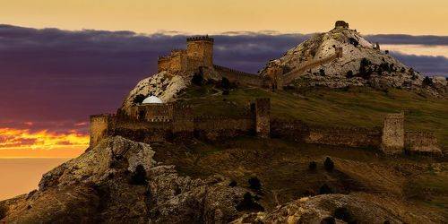 Старая генуэзская крепость