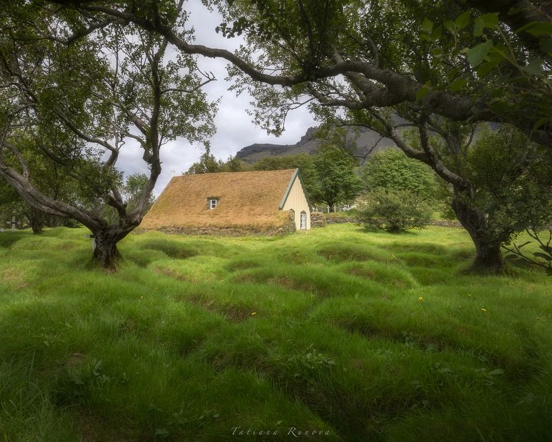 Старая исландская церковь