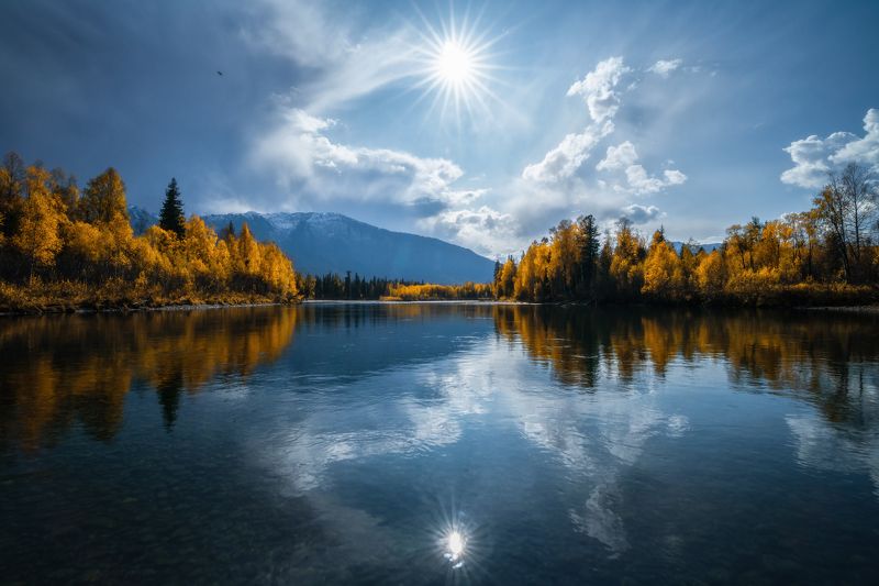 Золотая осень в тайге Западных Саян. Хакасия