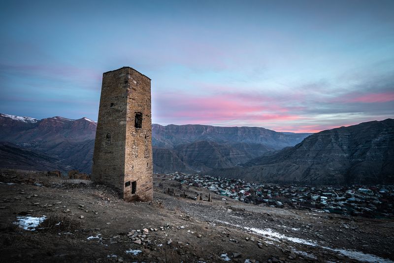 Оборонительная башни села Старый Гоор. Дагестан