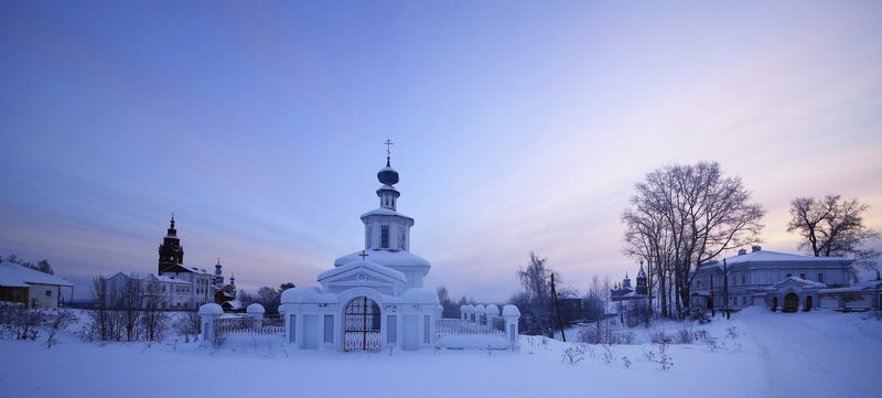 Рассвет над древним русским городом Чердынь