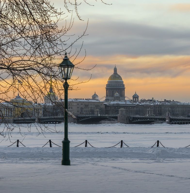 Зимнее утро в Санкт-Петербурге