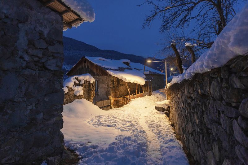 Местиа лючалаата