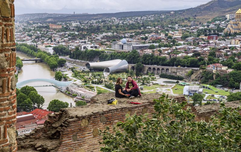 В крепости Нарикала , Тбилиси .