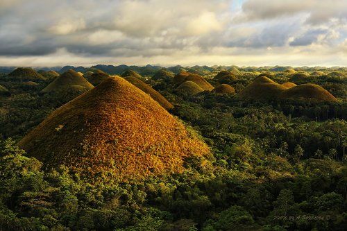 Chocolate Hills. Bohol, Philippines.