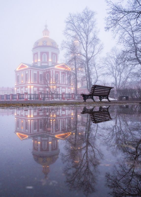 Туманное утро у Спасского собора