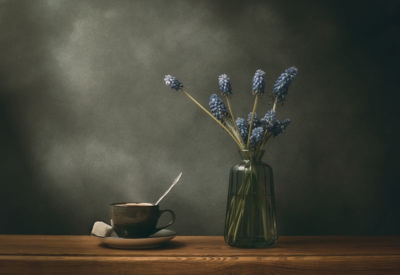 Цветы и чашка кофе.. / Cup of coffee and flowers..