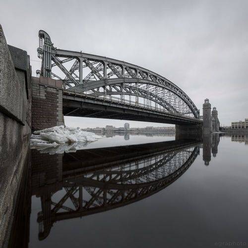 Невский ледоход - Большеохтинский мост
