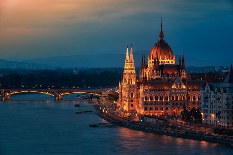 Night Parlament Budapest