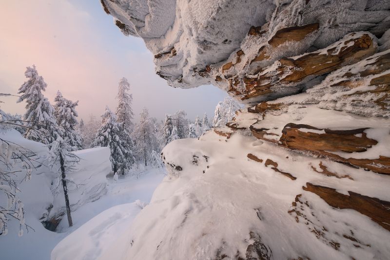 Фототуры по Северному Уралу, передвижения на снегоходах