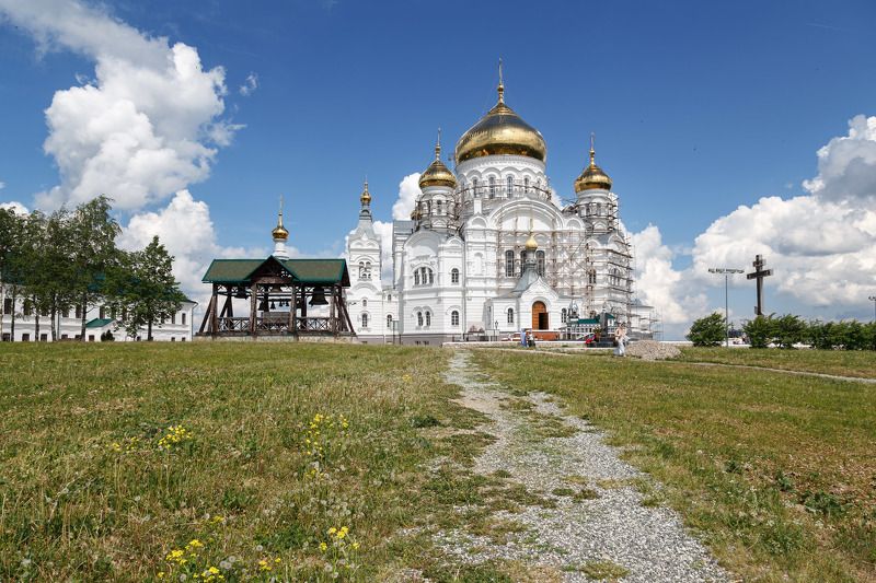 Белогорский Свято-Николаевский монастырь.