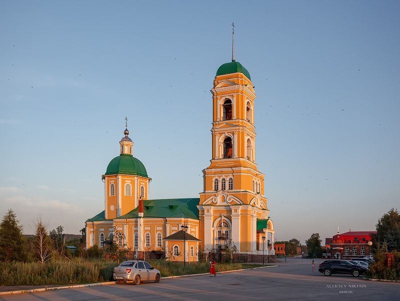 Церковь Николая Чудотворца расположена в посёлке Николо-Берёзовка Республики Башкортостан.